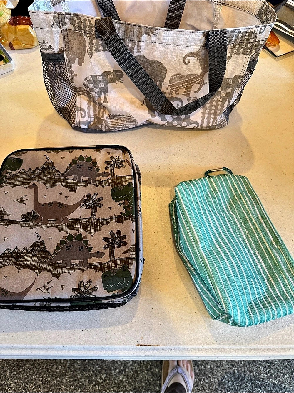 Thirty-One Lot - Picture 10 of 10